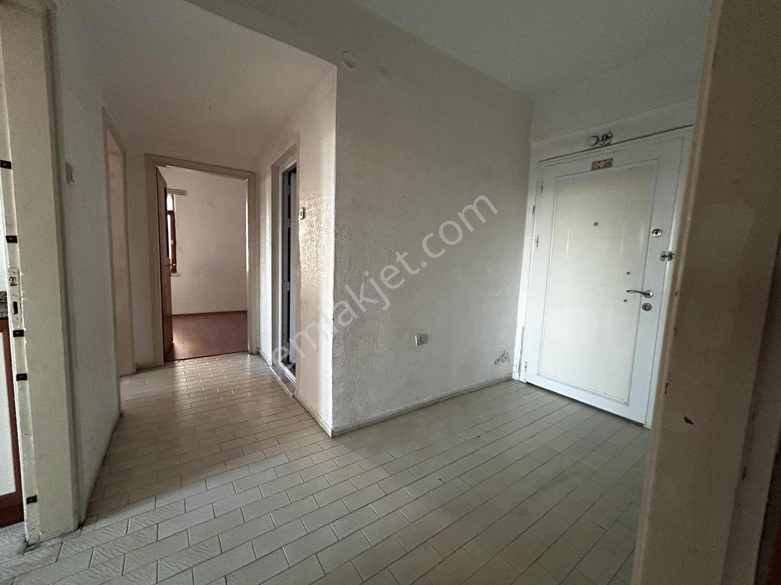Düdenbaşı Mah De Doğ Sel Sitesinde Ara Kat Asansörlü 2+1 Kiralık - Görsel 9