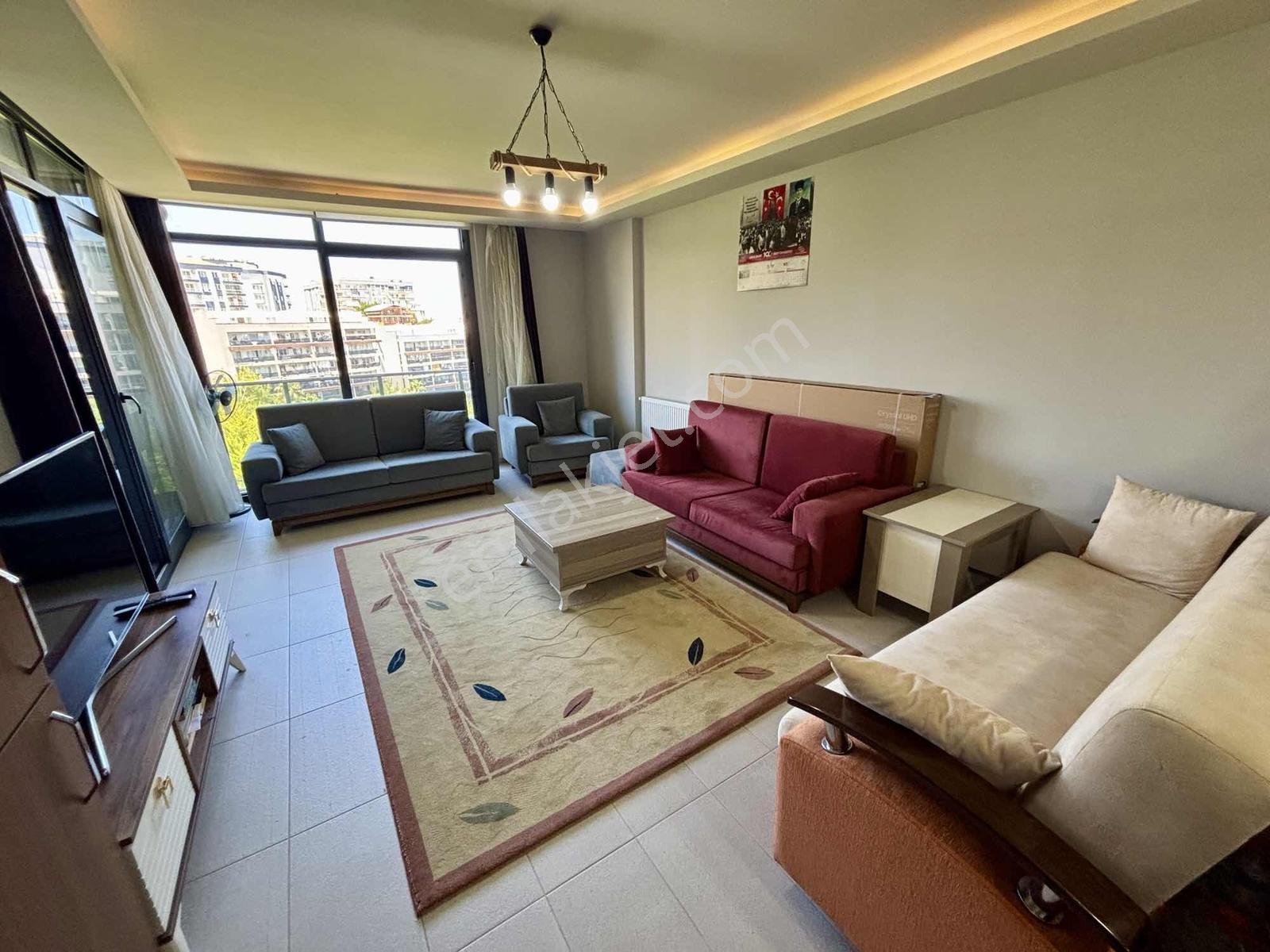 Kuşadası'nda Deniz Manzaralı Ebeveyn Banyolu 2+1 Lüks Daire - Görsel 6