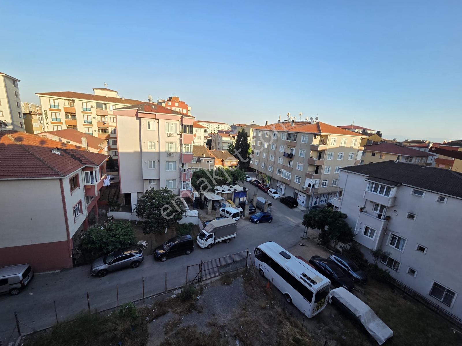 Çamçeşme Mahallesinde Ulaşımı Güçlü Lokasyonda 3+1 Kiralık Daire - Görsel 5