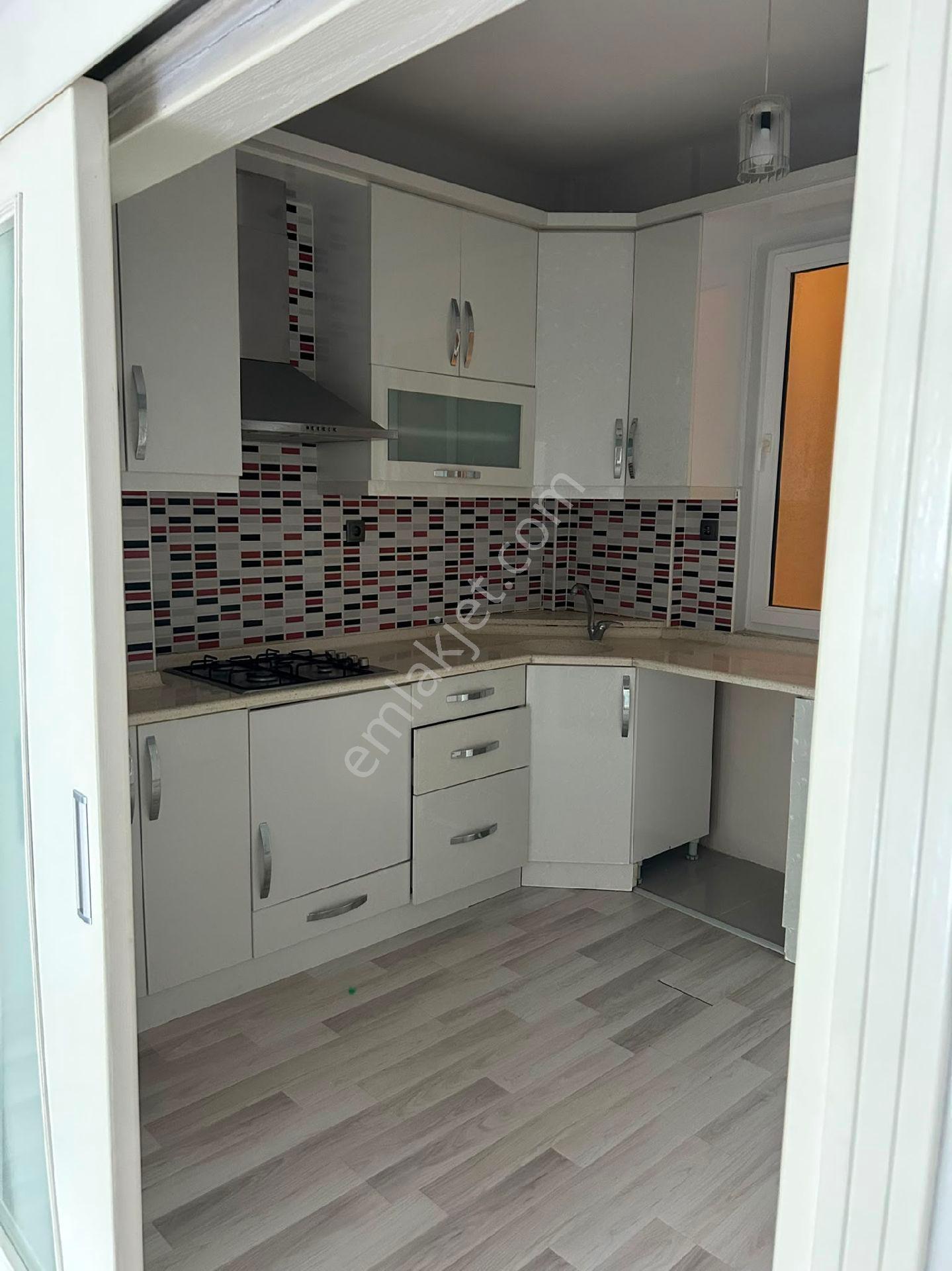 Samsun İlkadım Adalet Mahallesi'nde Bulvara Cephe Ebeveyn Banyolu 3+1 Kiralık - Görsel 10
