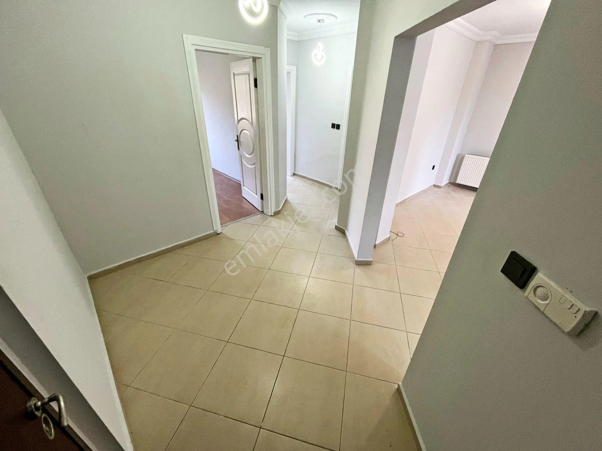 ▀▄▀aktif'ten Akçay'da Denize Yakın Ön Cephe 8 Yaşında 2+1 Daire - Görsel 13