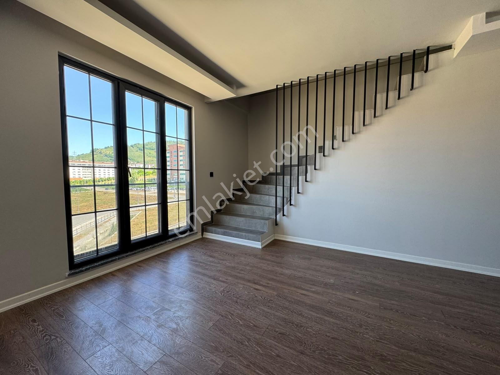 Cumhuriyet Mahallesi'nde Kiralık 3+1 Dubleks Daire! - Görsel 27