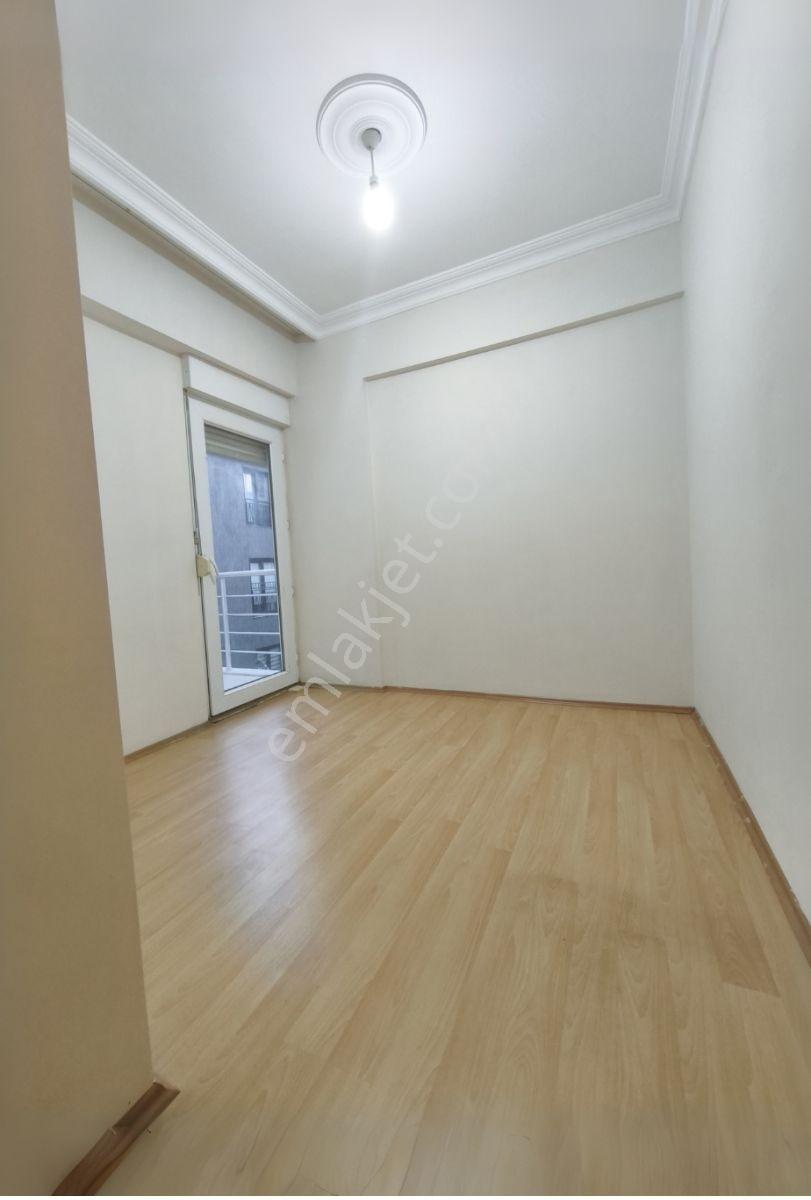 Kuşadası Ege Mahallesinde Satılık 2+1 Daire - Görsel 16