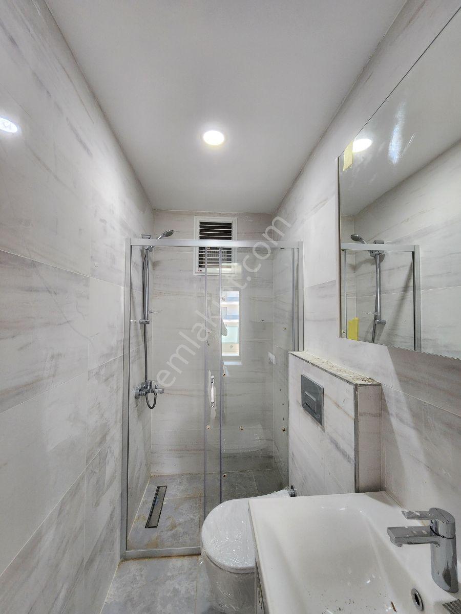Karnur Reva1, E. Banyolu, Ç. Odası, Havuzlu Arakat, 165m2 3+1 - Görsel 10