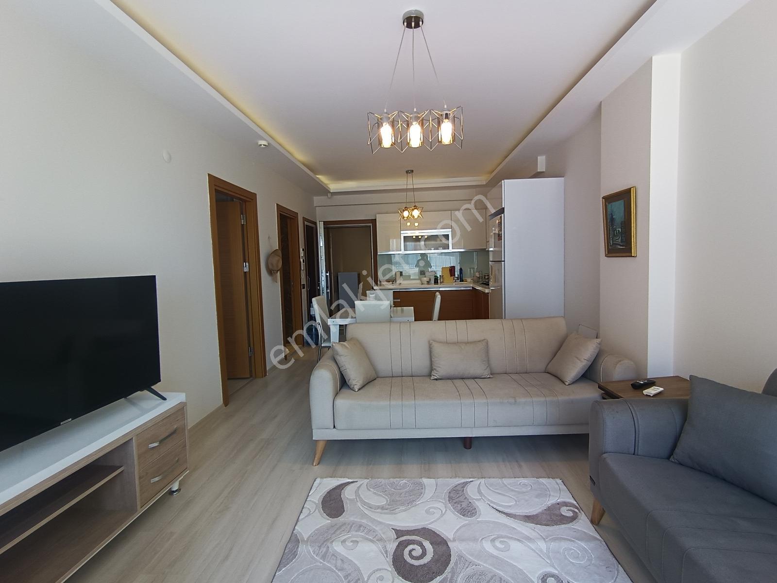 Kuşadasında Havuz Manzaralı 65 M2 Eşyalı Kiralık 1+1 Lüks Daire - Görsel 28