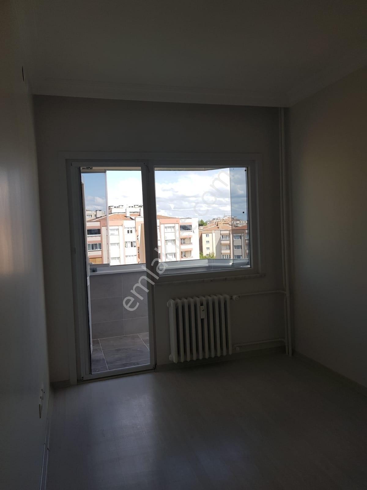 Kiptaş Hilal Konutları İçi Yapılı Masrafsız Satılık 2+1 Arakat - Görsel 23