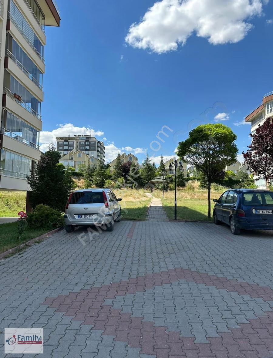 Bağlıca'da Satılık 3+1 Daire, 140m², Merkezi Konum - Görsel 2