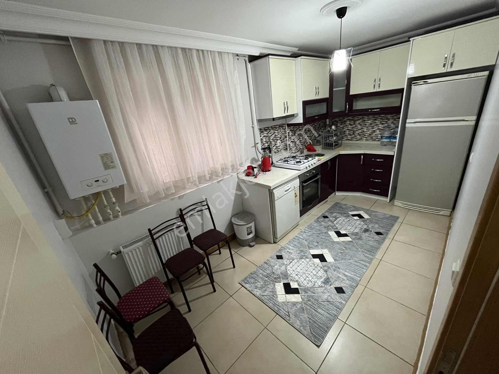 Kağıthane Gültepe Cadde Üstü / 3+1 110 M² / Boş Temiz Boyalı Ev - Görsel 33