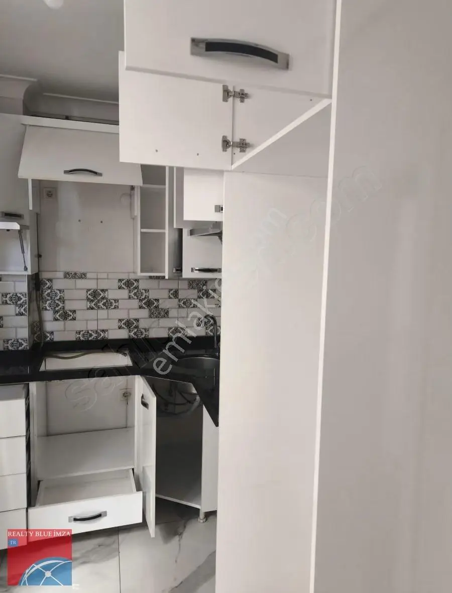 Çekmeköy Merkez Mh Taha Konaklarında Kiralık 1+1daire - Görsel 6