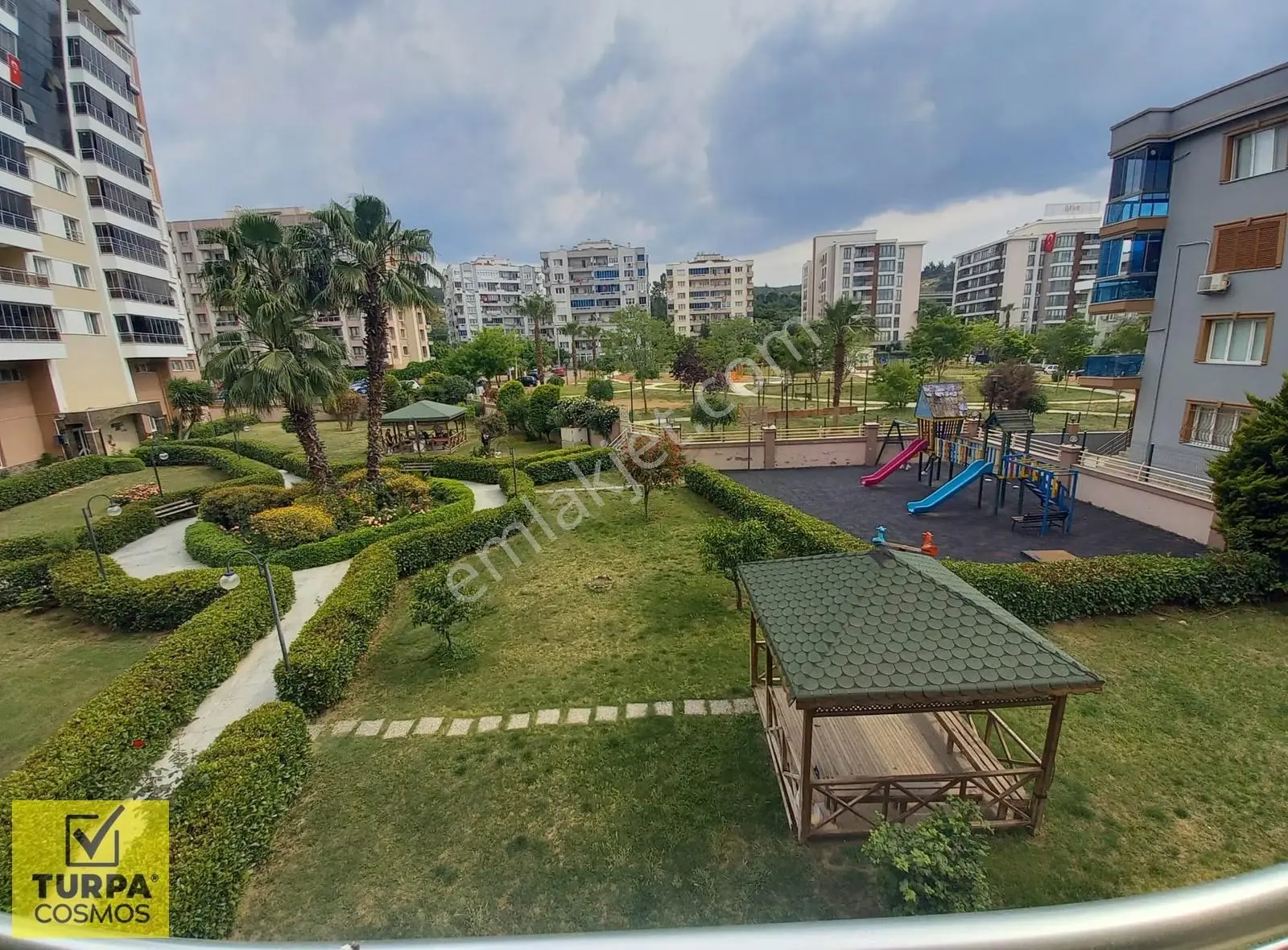 Ünlüoğlu Sitesi 3+1 Çift Asansör Doğalgazlı Otoparklı Lüks Daire