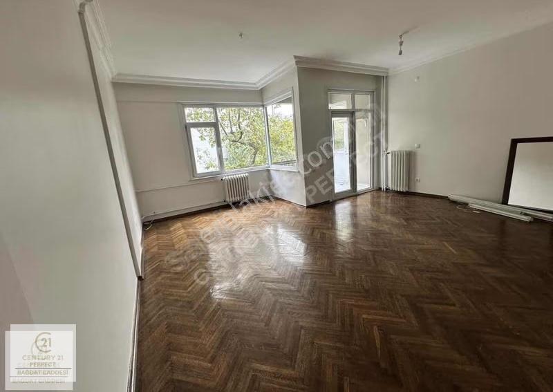 Feneryolu Marmaray Ve Minibüse Caddesine Yakın Kiralık 3+1 - Görsel 4