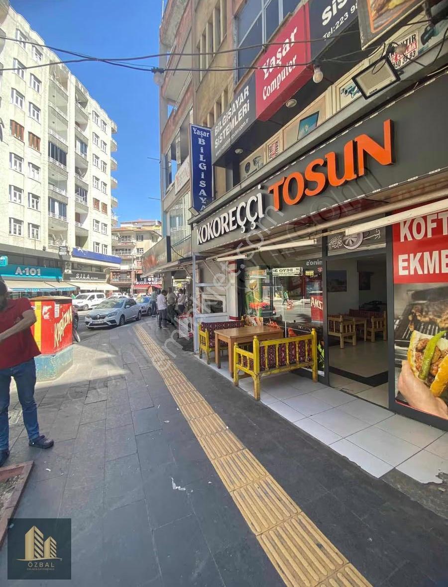 Özbal Emlak Ofis Gevran Caddesi Civarı Satılık Dükkan + Daire