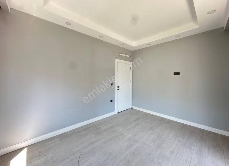 Alanya Çıplaklı Mahallesinde 2+1 Eşyasız Kiralık Daire - Görsel 23