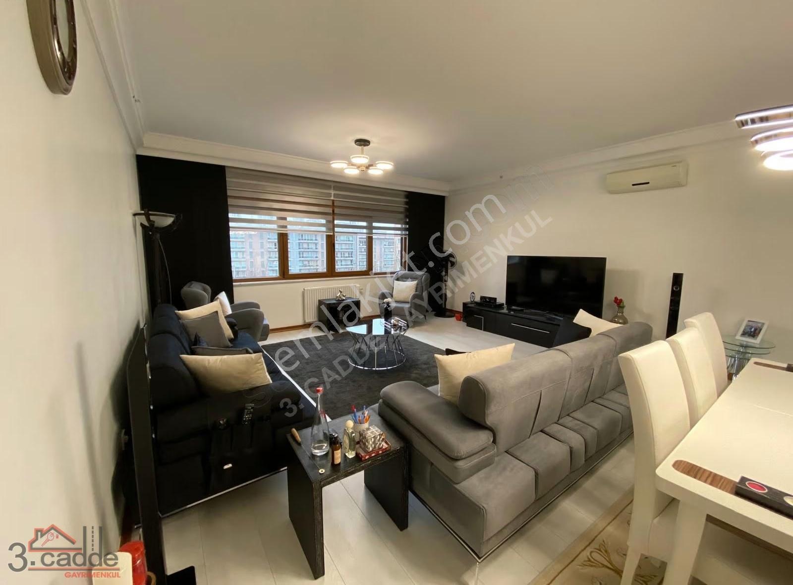 Bahçeşehir Spradon Kuleler'de Tadilatlı 4+1 Daire - Görsel 6