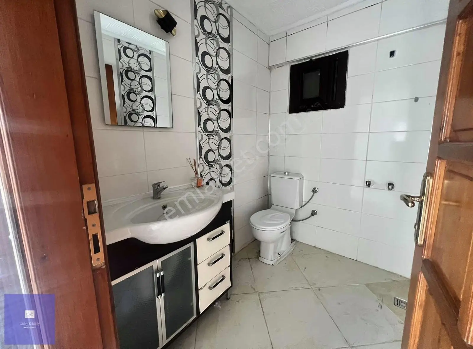 Yahşi Sanatçılar Sitesinde Plajlı Kiralık - Görsel 11