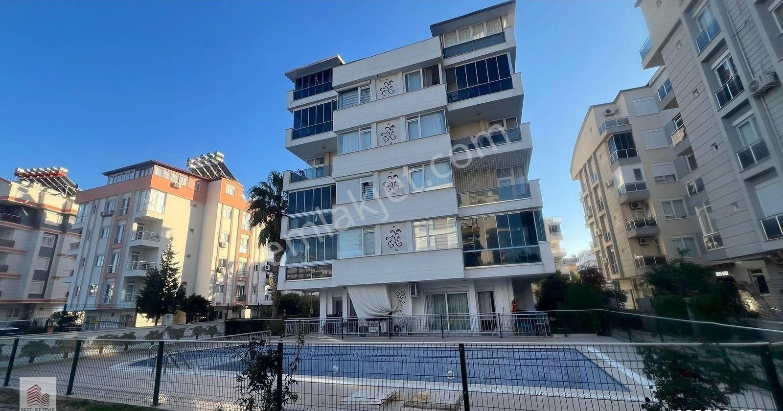 Antalya Konyaaltı Hurma'da Fırsat Havuzlu Satılık Daire
