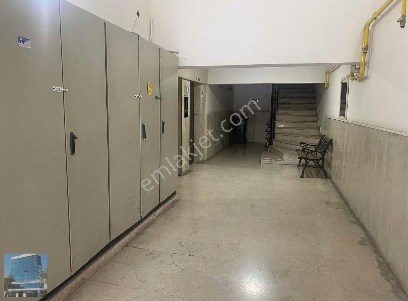 Karşıyaka Yeni Girne Kiralık 4+1 Geniş Doğalgazlı Daire - Görsel 28