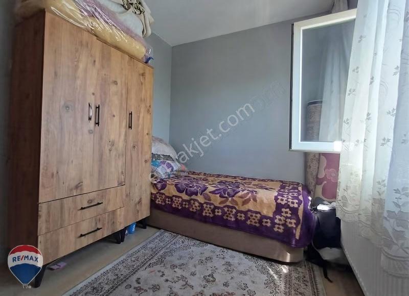 Remax Mavi Rıdvan Gedikten İstiklal Mah. Satılık 2+1 Daire - Görsel 13
