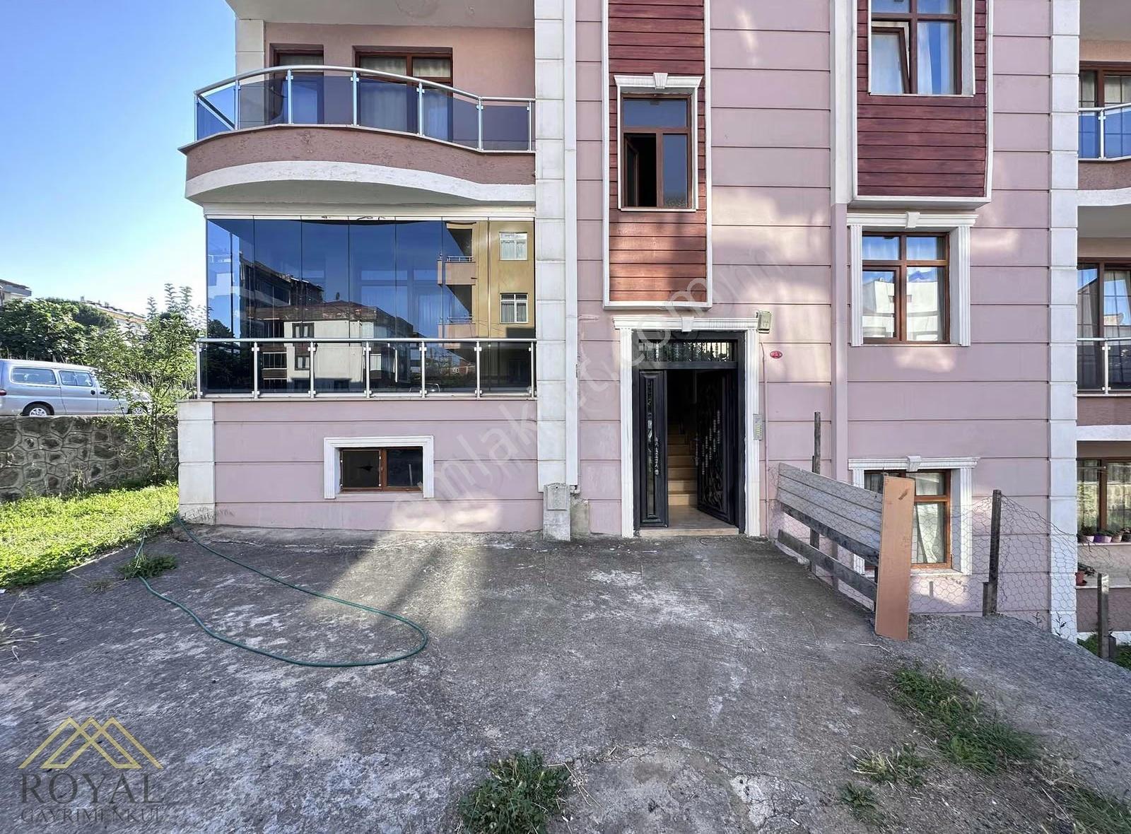 Üniversite Mahallesi'nde Eşyalı Kiralık 2+1 Daire