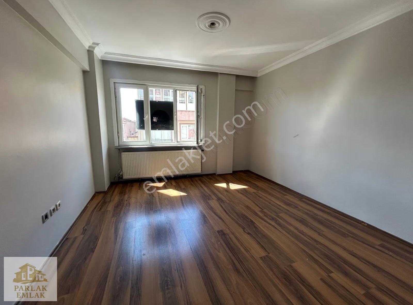 Bağlarbaşnda Genç Binada 4+1 140m2 Deniz Manzaralı Dubleks Daire - Görsel 18