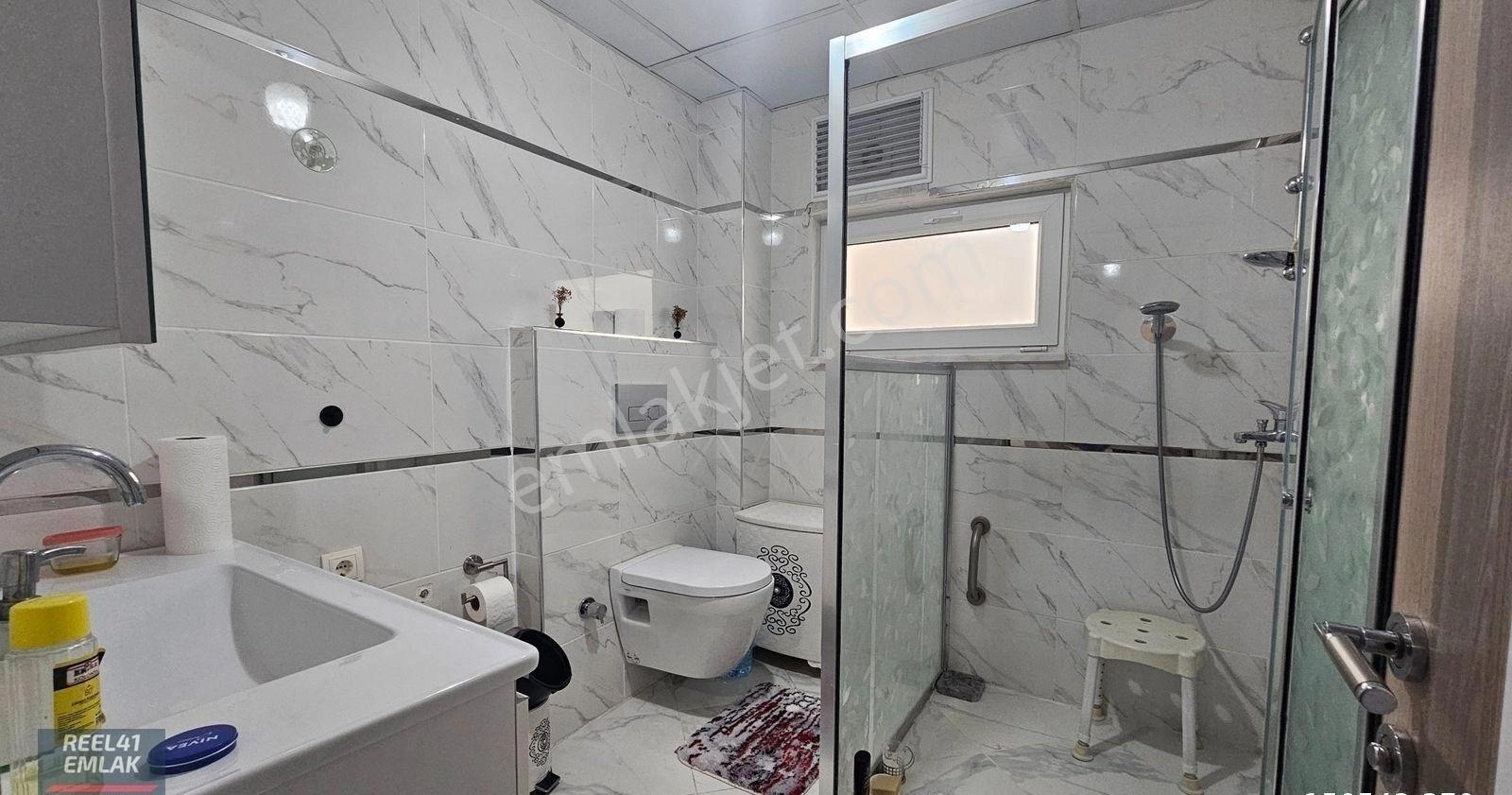 Başiskele Barbaros'ta Satılık Lüks 3+1 Ters Dubleks Daire - Görsel 16