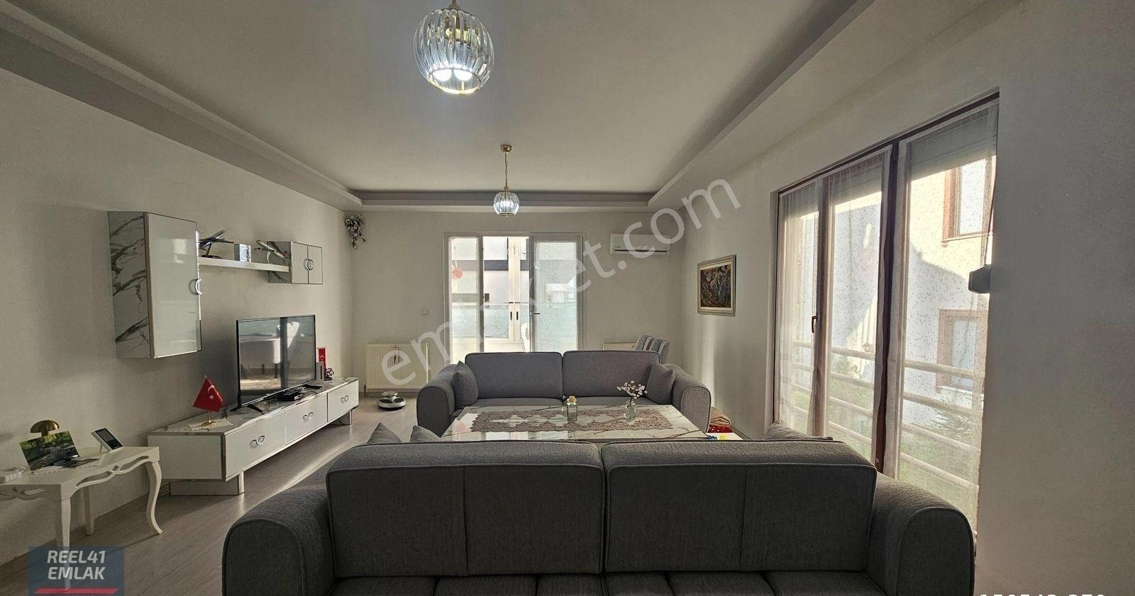 Başiskele Barbaros'ta Satılık Lüks 3+1 Ters Dubleks Daire - Görsel 34