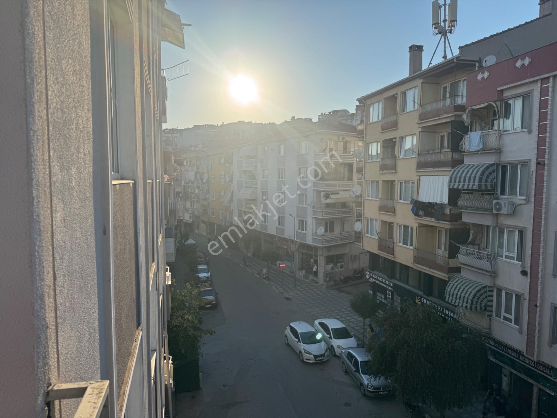 Merkezi Konumda Cadde Üzeri 3+1 Ara Kat - Görsel 18
