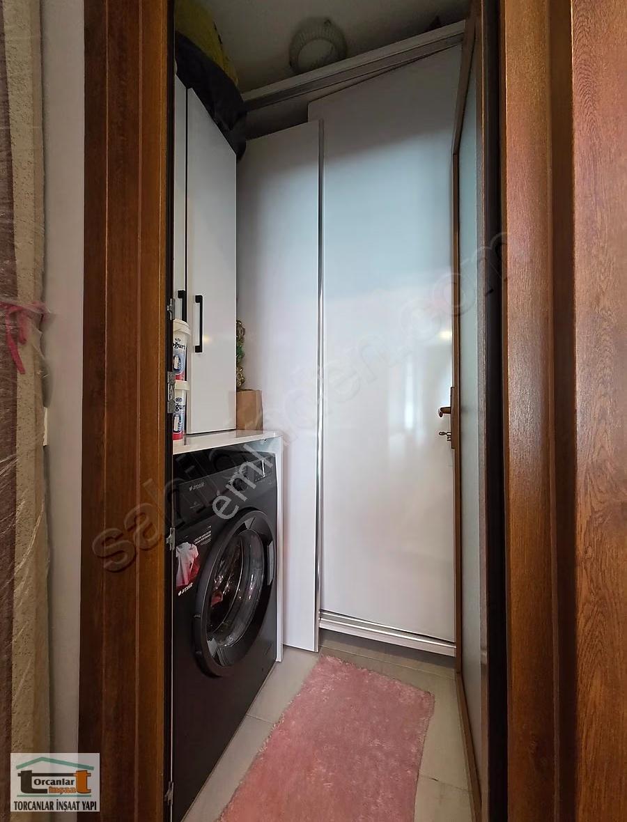 Küçükçekmece Hatboyu Caddesinde Sahile Sıfır, 2+1 130 M2 Daire - Görsel 16