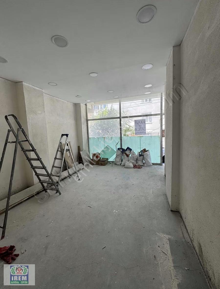 Arnavutköy'de 140m² Kiracılı Satılık Dükkan - 30.000tl Getirili - Görsel 2