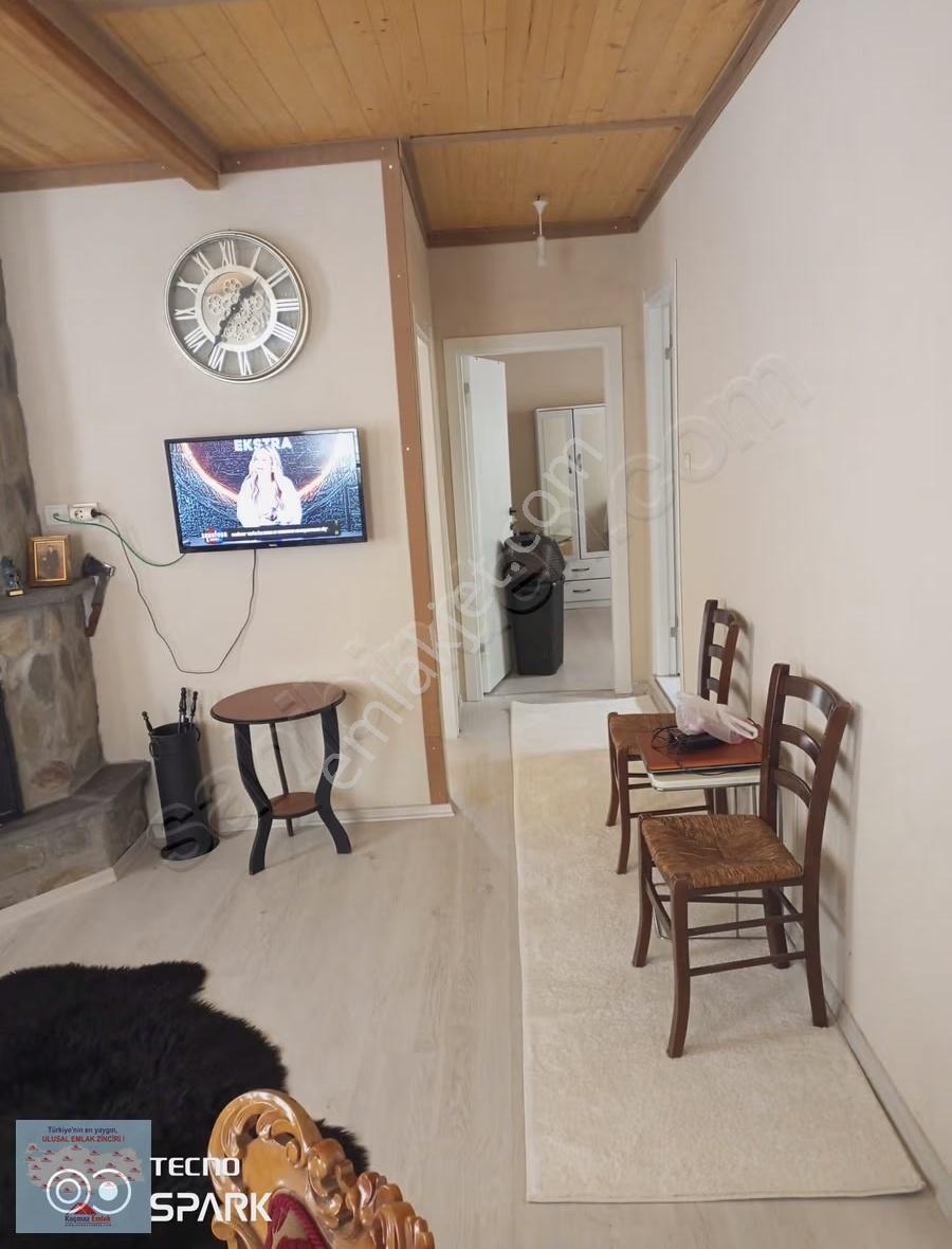 Karacabey Gönüde Köy İçi 1100 M² Arsa İçinde 2 Katlı Ev - Görsel 12