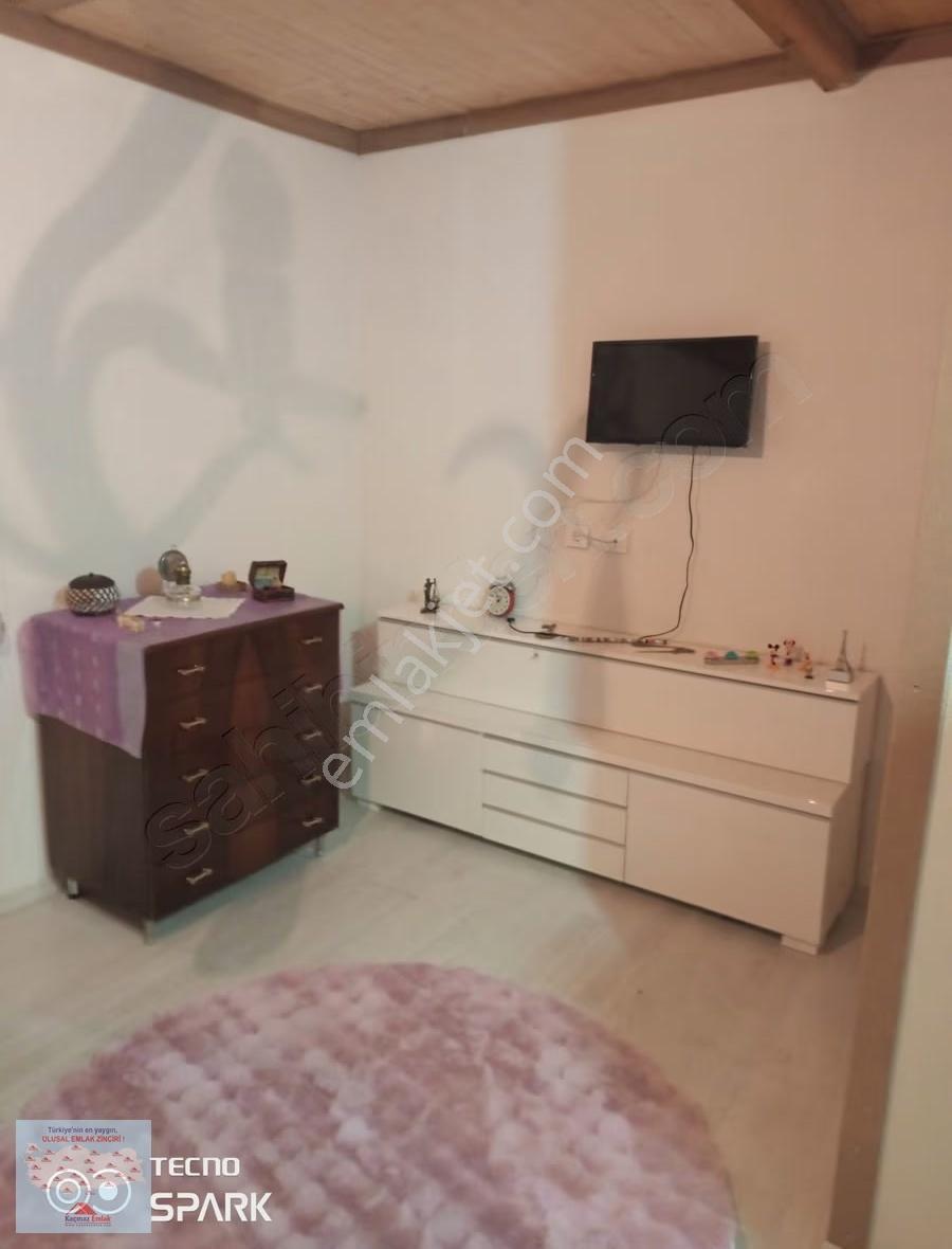 Karacabey Gönüde Köy İçi 1100 M² Arsa İçinde 2 Katlı Ev - Görsel 11