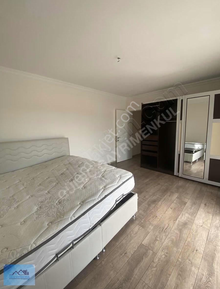 Menderes Barboros Mahallesinde Kiralık 4+1 - Görsel 15
