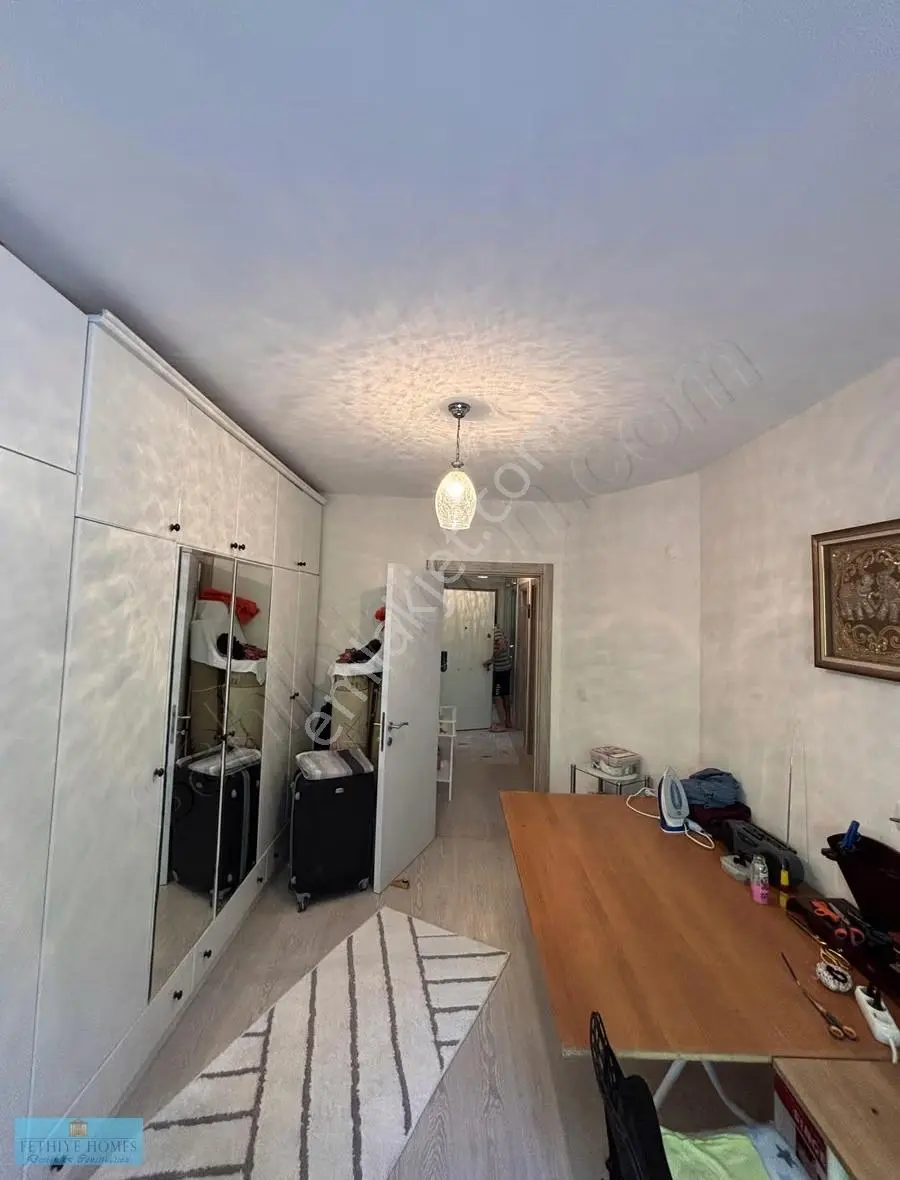 Ölüdeniz Yolunda Deniz Ve Havuz Manzaralı Site İçerisinde Daire - Görsel 2