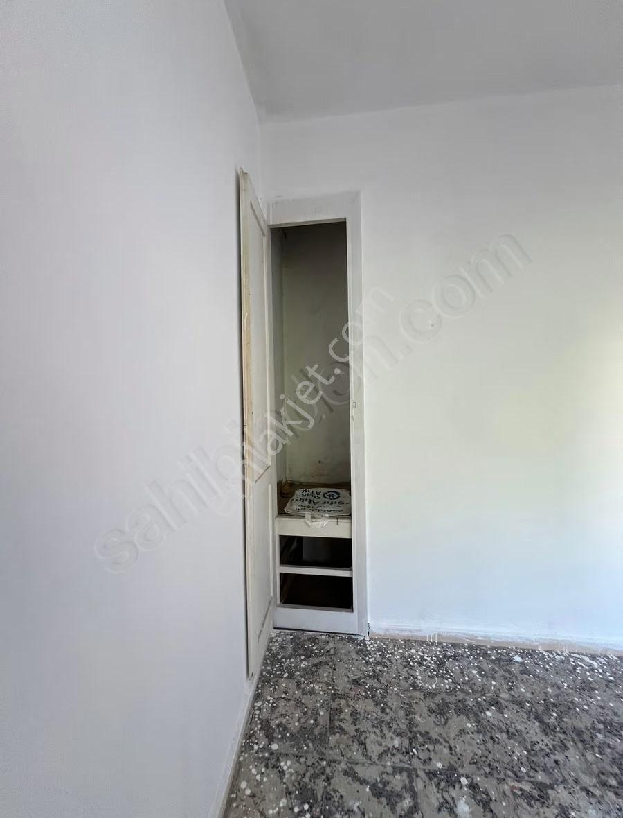 Ayvalık Çarşı Merkezinde 3 Katlı ,teraslı Satılık Bina - Görsel 18