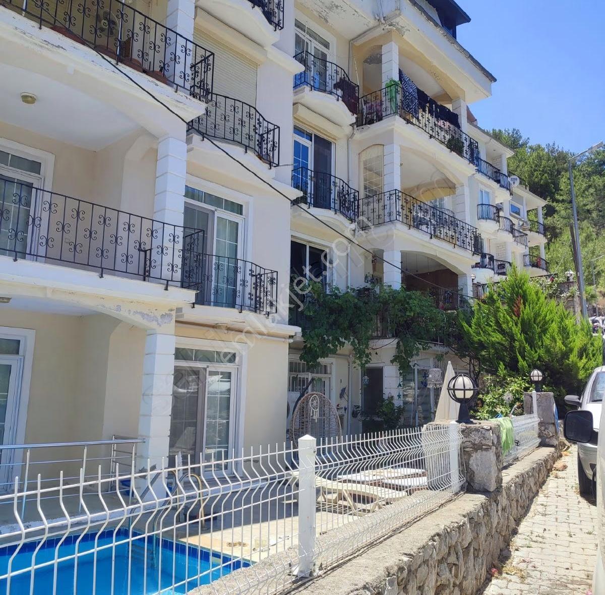 Taşyaka Deliktaş'ta Doğayla İç İçe 1+1 Havuzlu Satılık Daire - Görsel 35