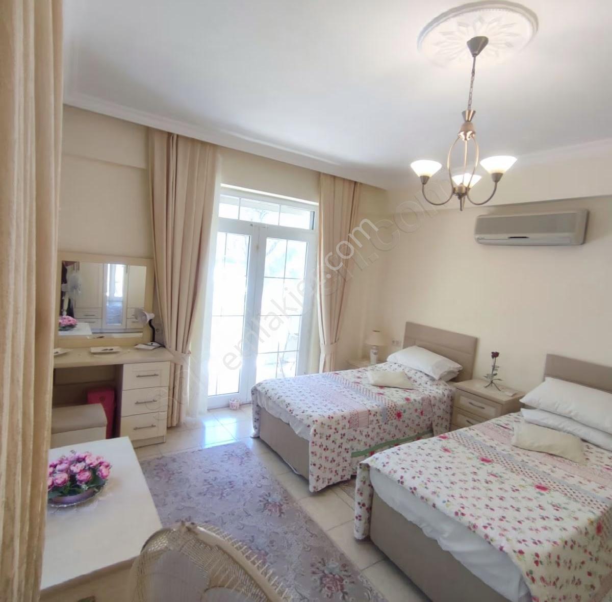 Taşyaka Deliktaş'ta Doğayla İç İçe 1+1 Havuzlu Satılık Daire - Görsel 13