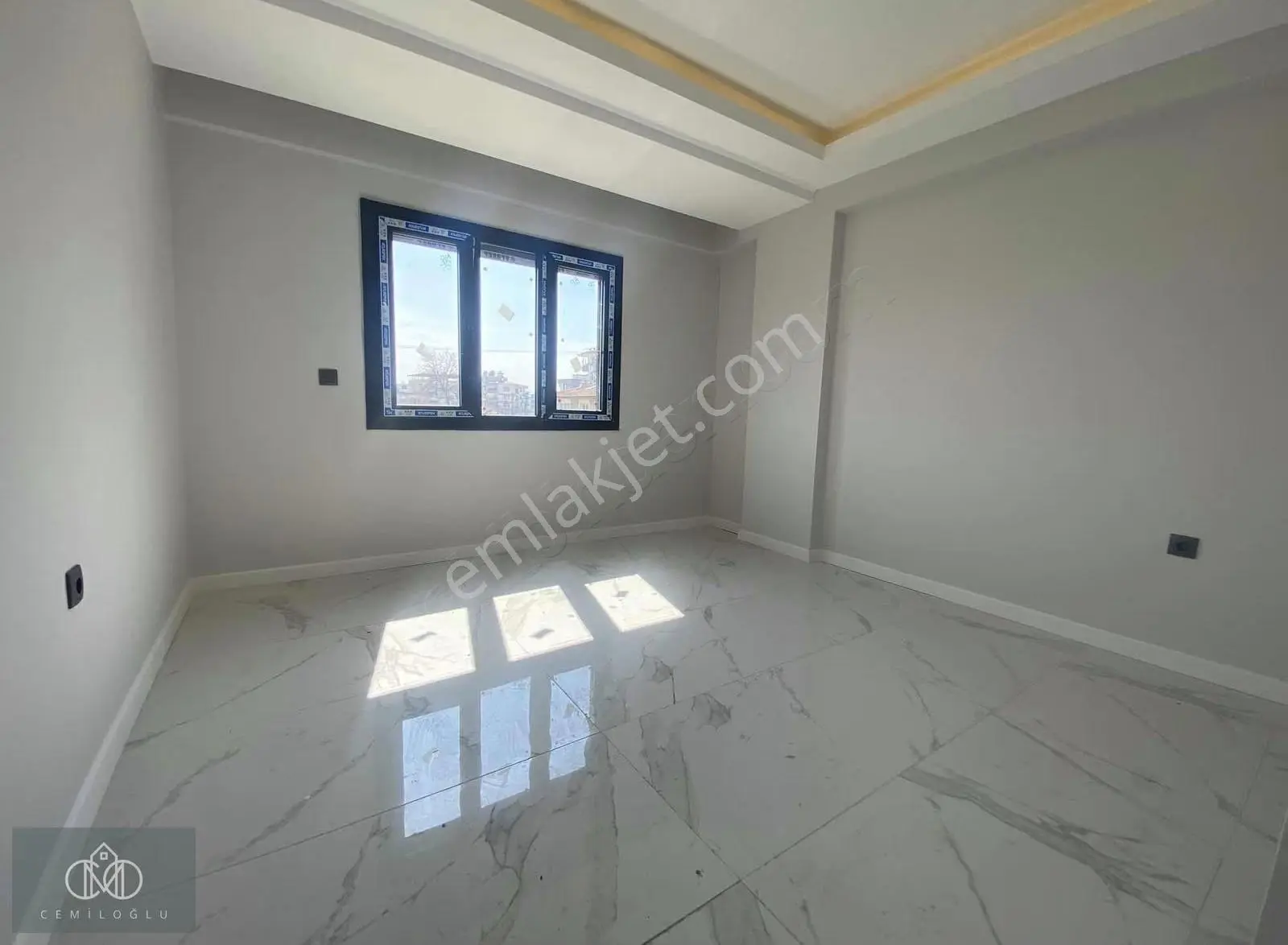 Yedi Eylül Mahallesi Site İçi Geniş 2+1 Kiralık Daire - Görsel 4