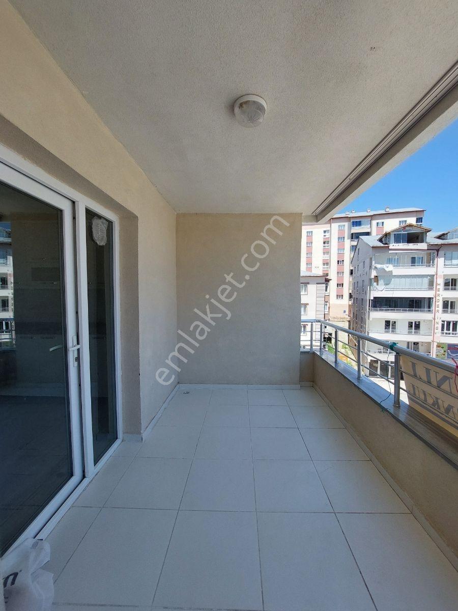 Alibaba Koç City'de Ebeveyn Banyolu Arakat 3+1 Kiralık Daire - Görsel 2
