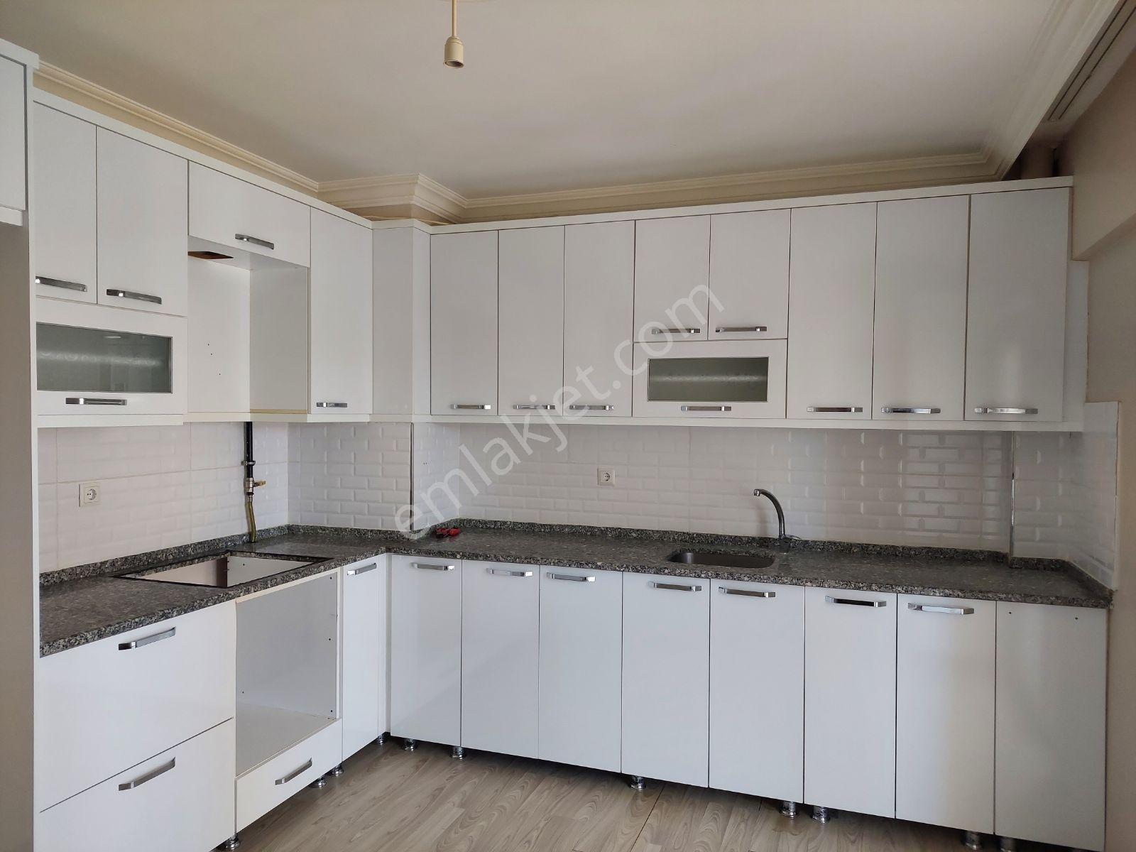 Alibaba Koç City'de Ebeveyn Banyolu Arakat 3+1 Kiralık Daire - Görsel 33