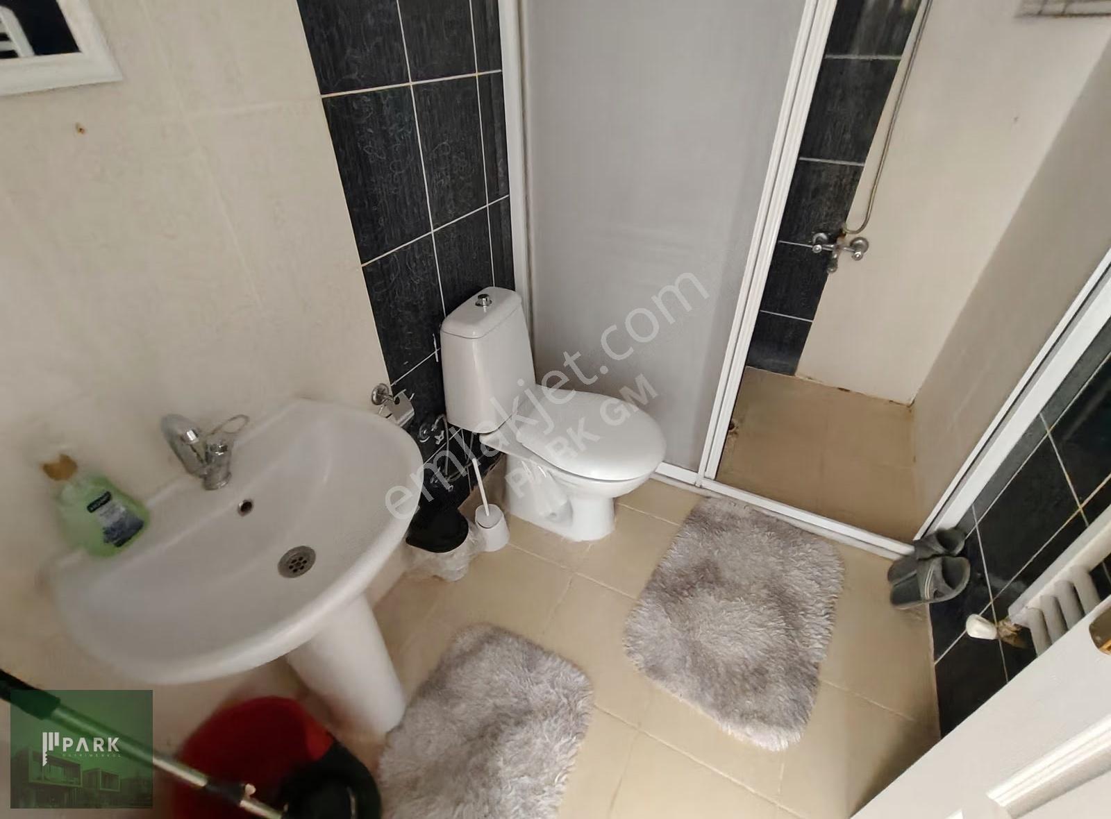 Parkgayrimenkulden Şirintepede Satılık Balkonlu Eşyalı 1+1 Daire - Görsel 18