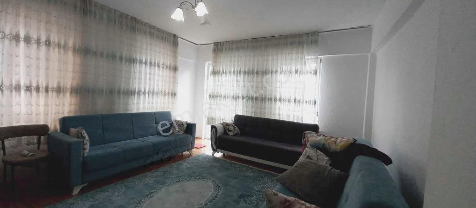 Güllerpınarı Mah Satılık 3+1 Ayrı Mutfak Daire Denize 400m