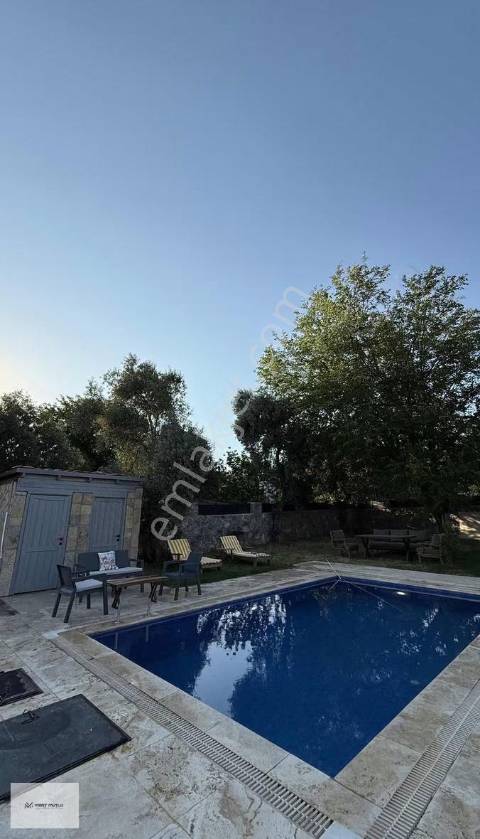 - Kıyıkışlacık Gürçamlar'da Havuzlu Müstakil Villa - - Görsel 11