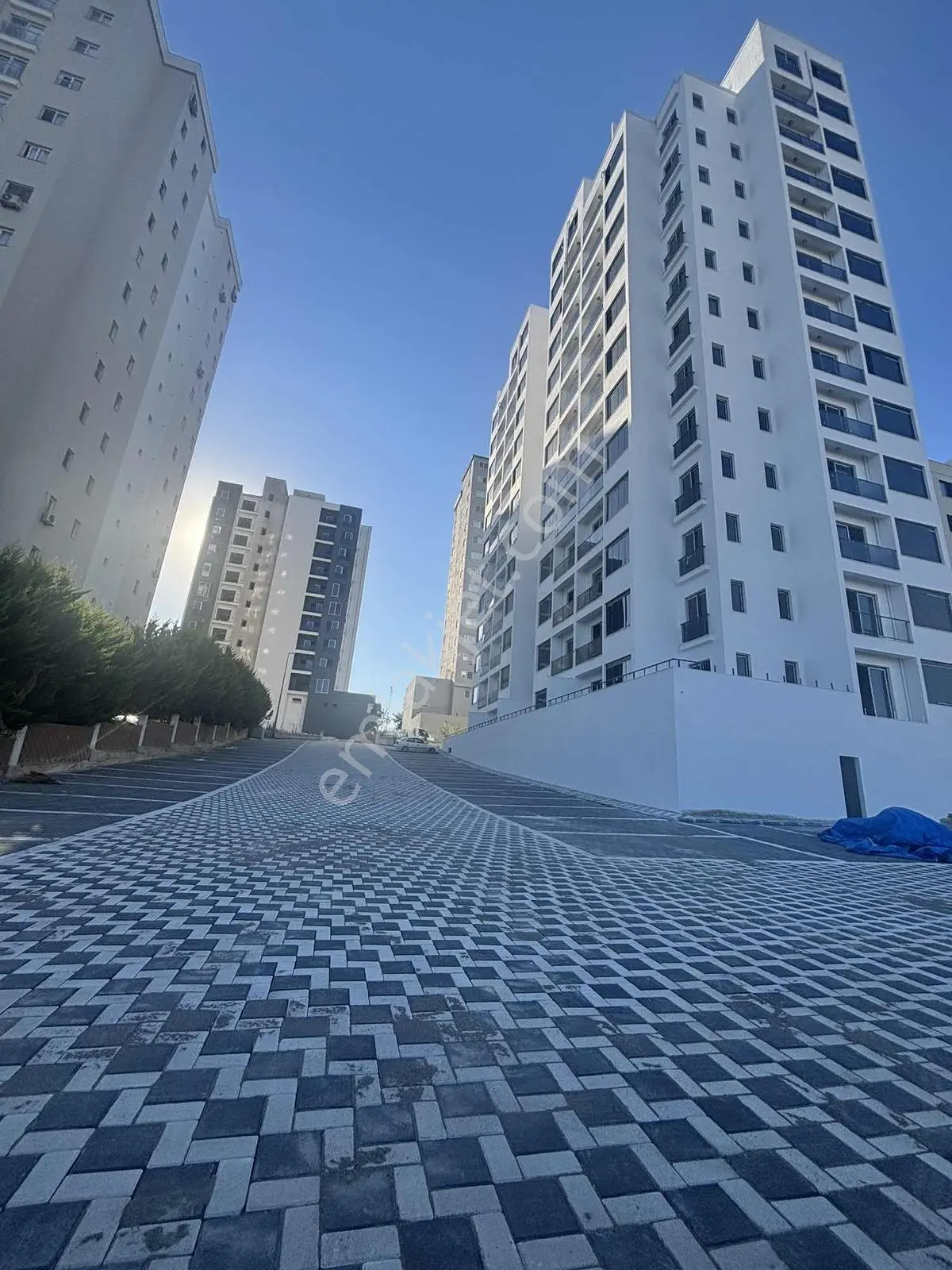 Erguvan Bulvar Yanı Yüksek Kredili 2+1 A.mutfak Lüx Yeni Yapı - Görsel 6