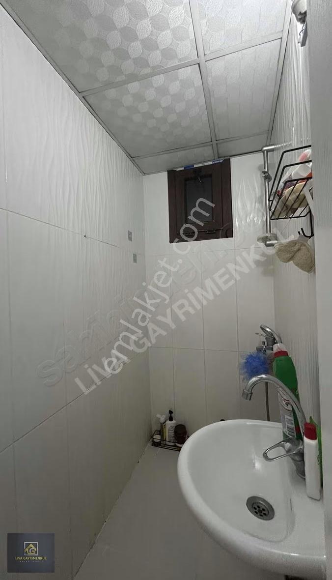 Buca Yenigün'de Eşyalı Kiralık 2+1 Daire - Görsel 22