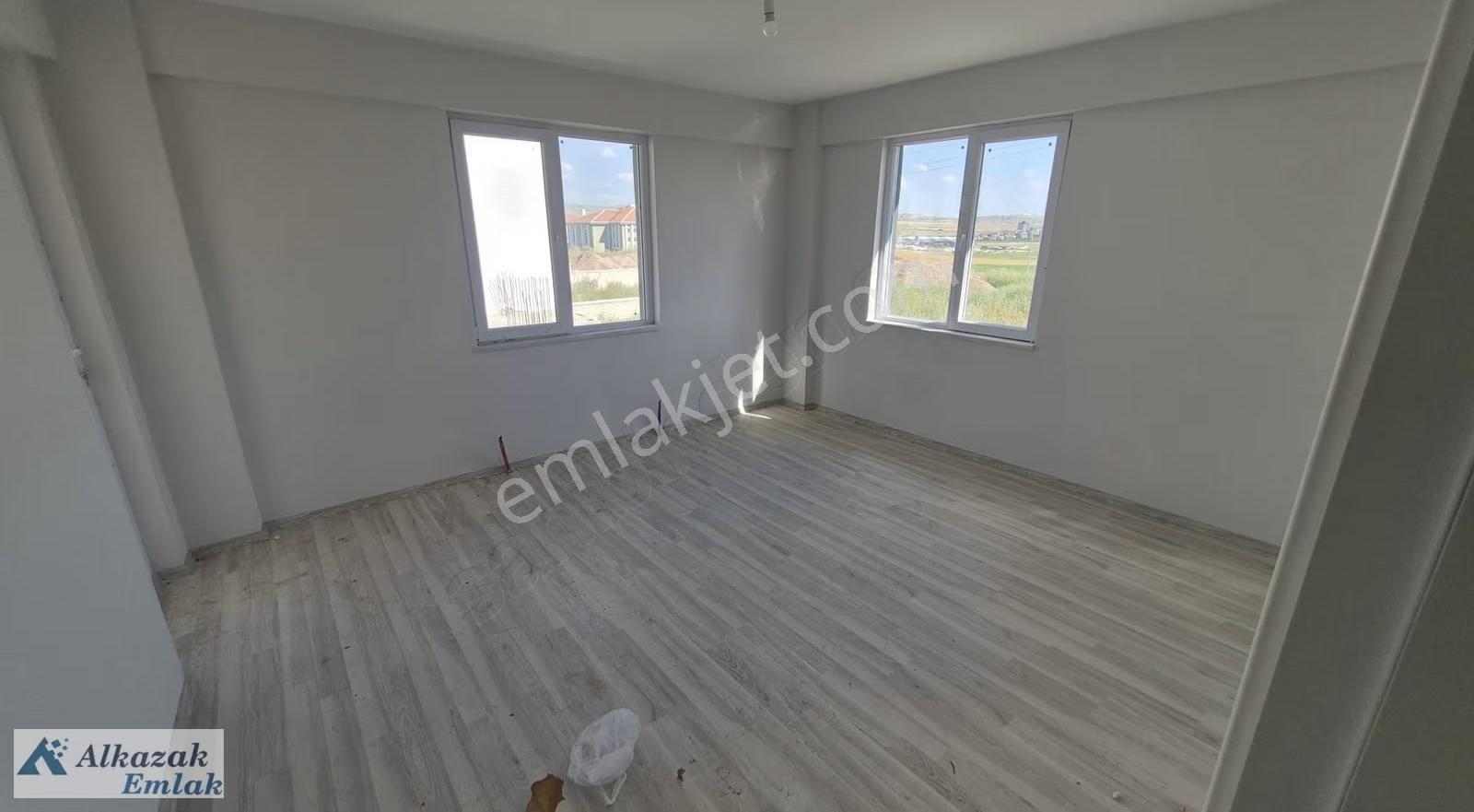 Alcıda Satılık Villa - Görsel 11