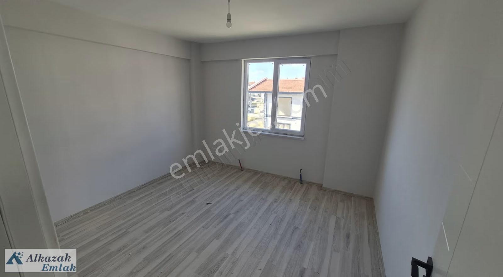 Alcıda Satılık Villa - Görsel 31