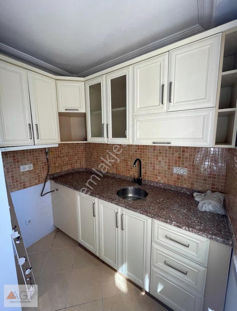 Agt'den İnkılap Mah. 3.katta 95m2 2+1 Kiralık Konut - Görsel 23