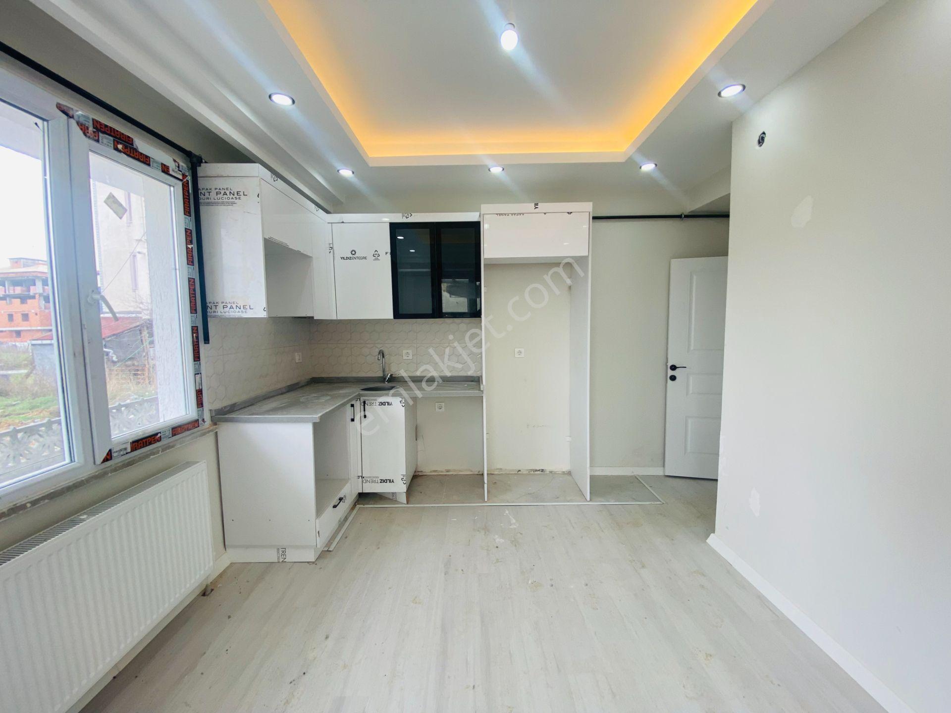 Güven'den Kapaklıda Caddeye,servslere Yakın,ankastreli 2+1 Daire - Görsel 25