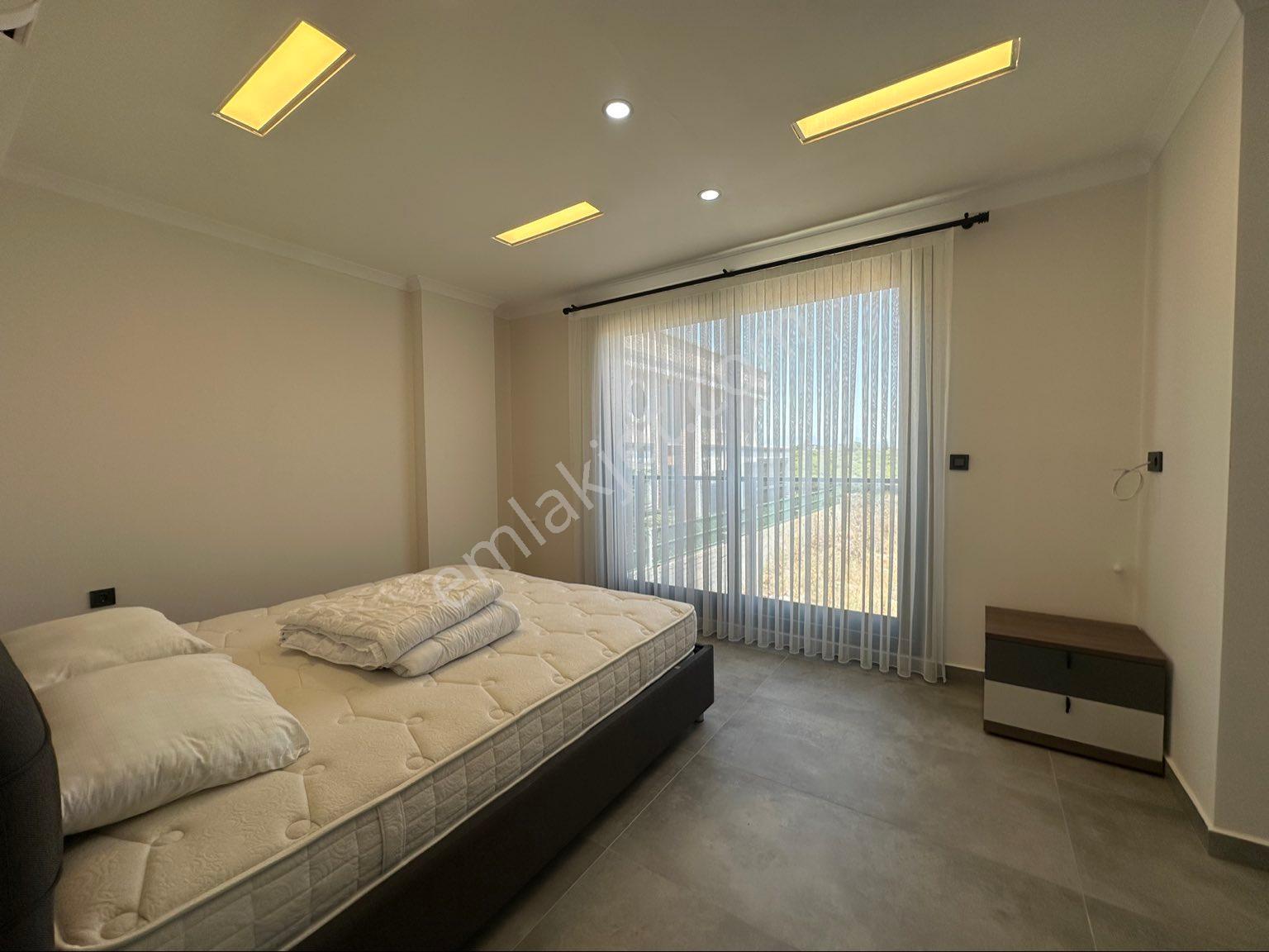 Didim Efeler Mh Ful Eşyalı Havuzlu Tam Müstakil Villa - Görsel 25