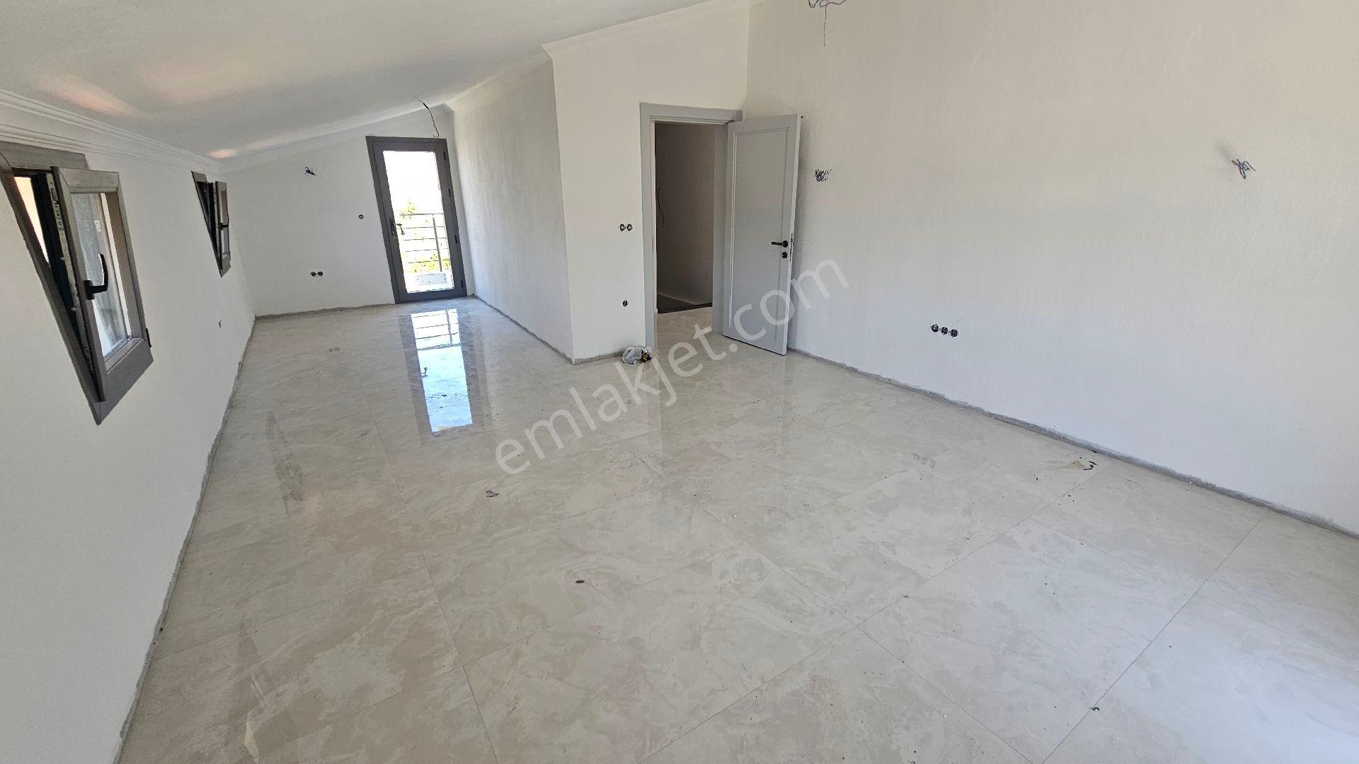 Ayb Gayrimenkulden Karaçulhada Kiralık Sıfır 4+1 Müstakil Villa - Görsel 9